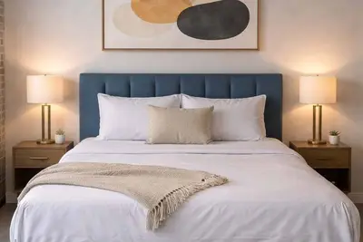 Image de Roami at Century Plaza | Convention Center | 2br