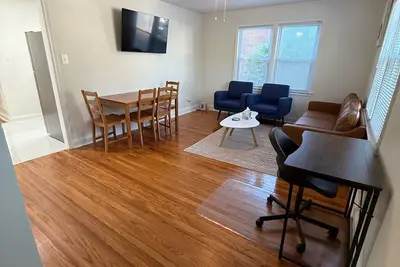 Image de New & Cozy Durham 2 Bedroom Home A
