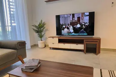 Image de هادئ ونظيف ويتميز بأطلاله ع حديقه جميله جدا ويتميز