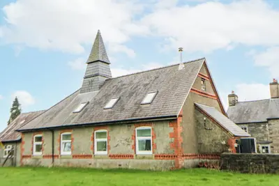 Image de Yr Hen Ysgoldy, pet friendly, with open fire in Machynlleth