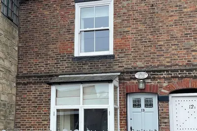 Image de A cosy place In the heart of old Whitby. Close to the harbour and swing bridge.