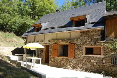 Image de Grange aménagée avec vue sur les Pyrénées ariégeoises
