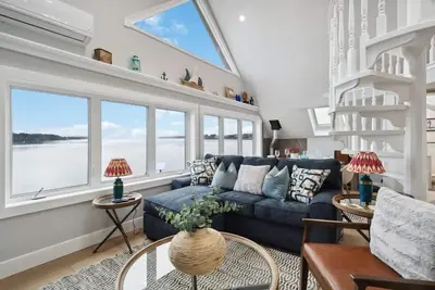 Image de A Little piece of Paradise - stunning ocean views!