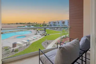 Image de Modern Beachfront w/ Pool, Hot Tub, Golf & Views
