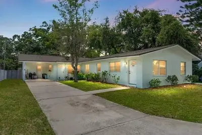 Image de Cozy 3-Bed, 2-Bath Haven - Fresh & Spotless!