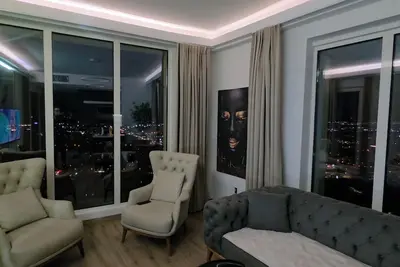 Image de \"37th Floor Skyline Luxury Apartment - Cevahir Tower C\"