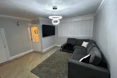 Image de Welcome to Alba Home – Your Perfect Home Away from Home