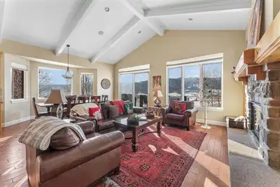 Image de Mtn House Movie Room Hoa Pool, Hot Tub, great Views