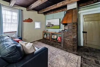 Image de Historic Cottage in charming Downtown Bardstown