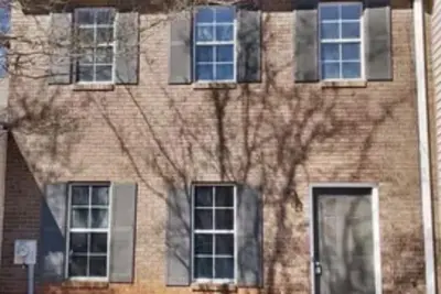 Image de 3-bedroom condo in gorgeous Mableton with Ac and comfort