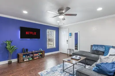 Image de Walk to World Cup Games! Near At&T & Globe Life Field + Private Balcony