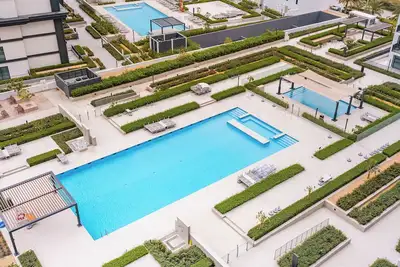 Image de StayShort - Dubai Hills - Premium 2br with Sunlit Balcony - Sleeps 4