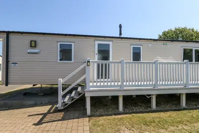 13 Sunset Terrace, Poole