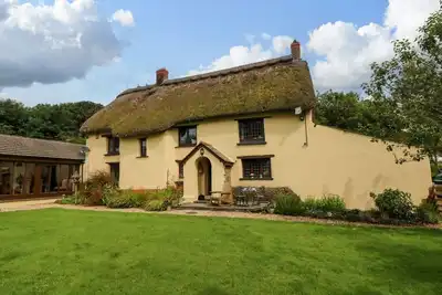 Image de South Honeycroft Thatch. 4 bed