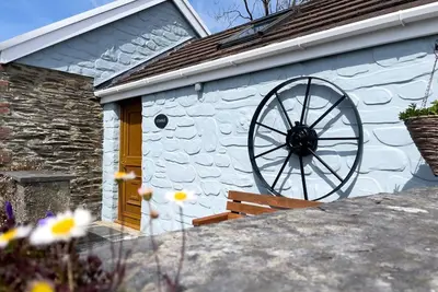 The Stable, Cardigan