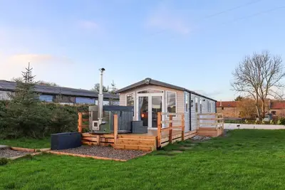 Swift Cabin, Scarborough