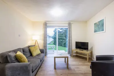 Image de T/B Chalet T11 at Landscove Holiday Park, Brixham