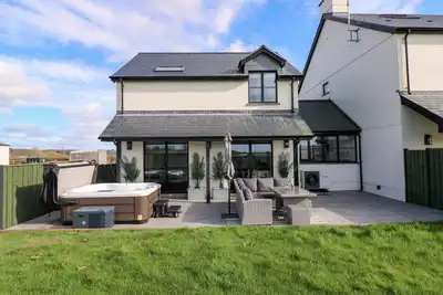 Just A Cottage, St Florence