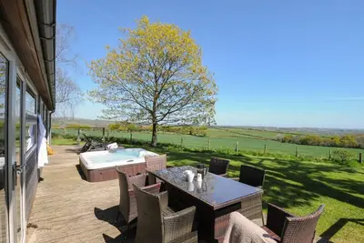 Image de 10 Faraway Fields, Dobwalls