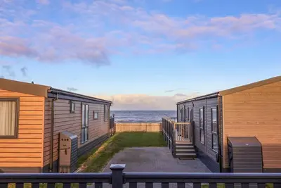 Paws By The Sea, Bacton