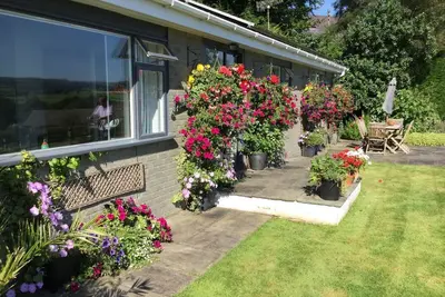 Dolau Meurig, Pontrhydfendigaid