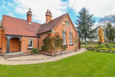 South Lodge: Cozy Getaway