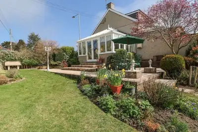 Llwyn Derw, Talybont