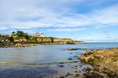 Image de Angorfa: A Charming Retreat in Cemaes Bay
