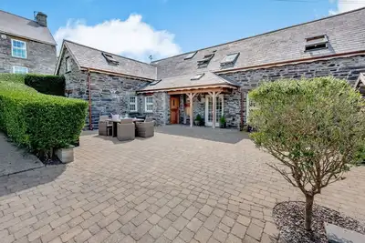 Image de Ysgubor Uchaf, Newcastle Emlyn