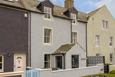 Gulls Hatch, Allonby