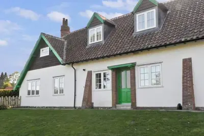 No. 2 Low Hall Cottages, Scalby