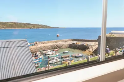 Image de The Mariners rests in Coverack