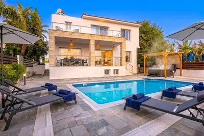 Image de Steps to the Sea | Luxury 5br Paphos Villa with Private Pool & Hot Tub