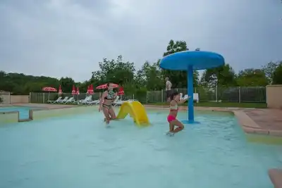 Image de ZEcamping 3 étoiles pataugeoire piscine mobil-home 30m2 6 pers