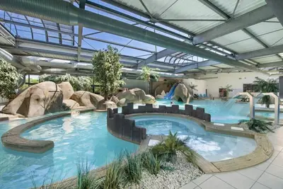 Image de ZEcamping 5* familial 1km plage parc aquatique locatif Tv Lv Bbq 36m2