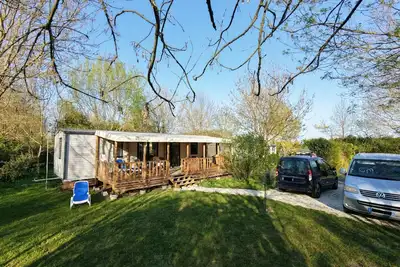 Image de Camping 3 étoiles - Piscine  - ccbffdg