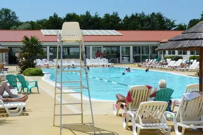 Image de Camping 4 étoiles - Parc aquatique - ccbfgah