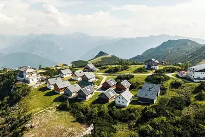 Chalets Feuerkogel | Kitchen | Sauna | Ski-in/out