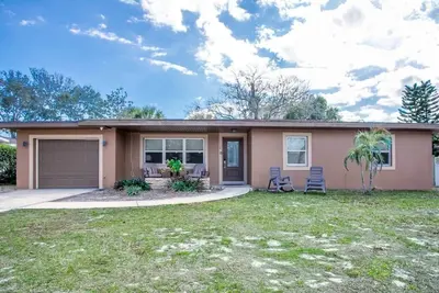 Image de Coastal Getaway: Near Fit, Downtown & Beach