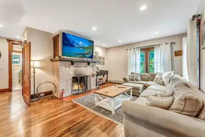Image de 4bd Ultimate Country Retreat w Pool in Warwick