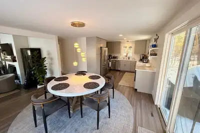 Image de Updated 3-bedroom house with Ac in charming New Seabury