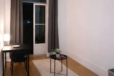 Image de Lisbon central Guest house 5 Bedroom! best for big Family tour and big groups.