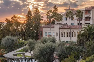 Image de Charming 2-bedroom villa with Ac in enchanting Newport Beach