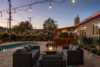 Image de Near Disneyland | Game Room | Private Backyard