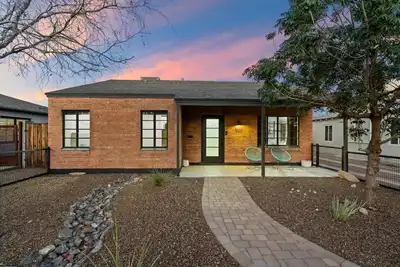 Image de Modern Oasis 2Bd/2Ba with Heated Pool near Downtown Phx
