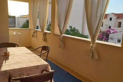 Image de Appartement de trois chambres avec la terrasse Supetar, Brac (A-24499-a)