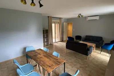 Image de Charmante maison tout confort à Limoux – Jardin, climatisation, calme et soleil