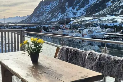 Image de Spektakulær rorbu i autentiske omgivelser