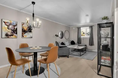 Image de Spacious and central city apartment