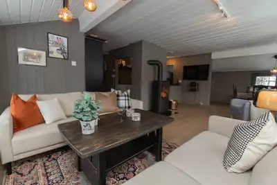 Image de Newly renovated cabin in stunning natural surroundings in beautiful Nesbyen